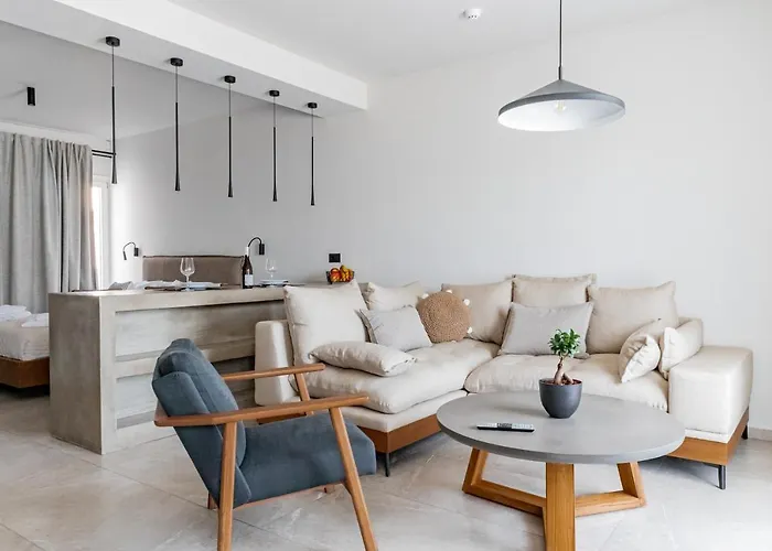 Chelmis Sea Front Apartments - Oceanis